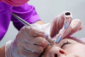 eyebrow microblading procedure